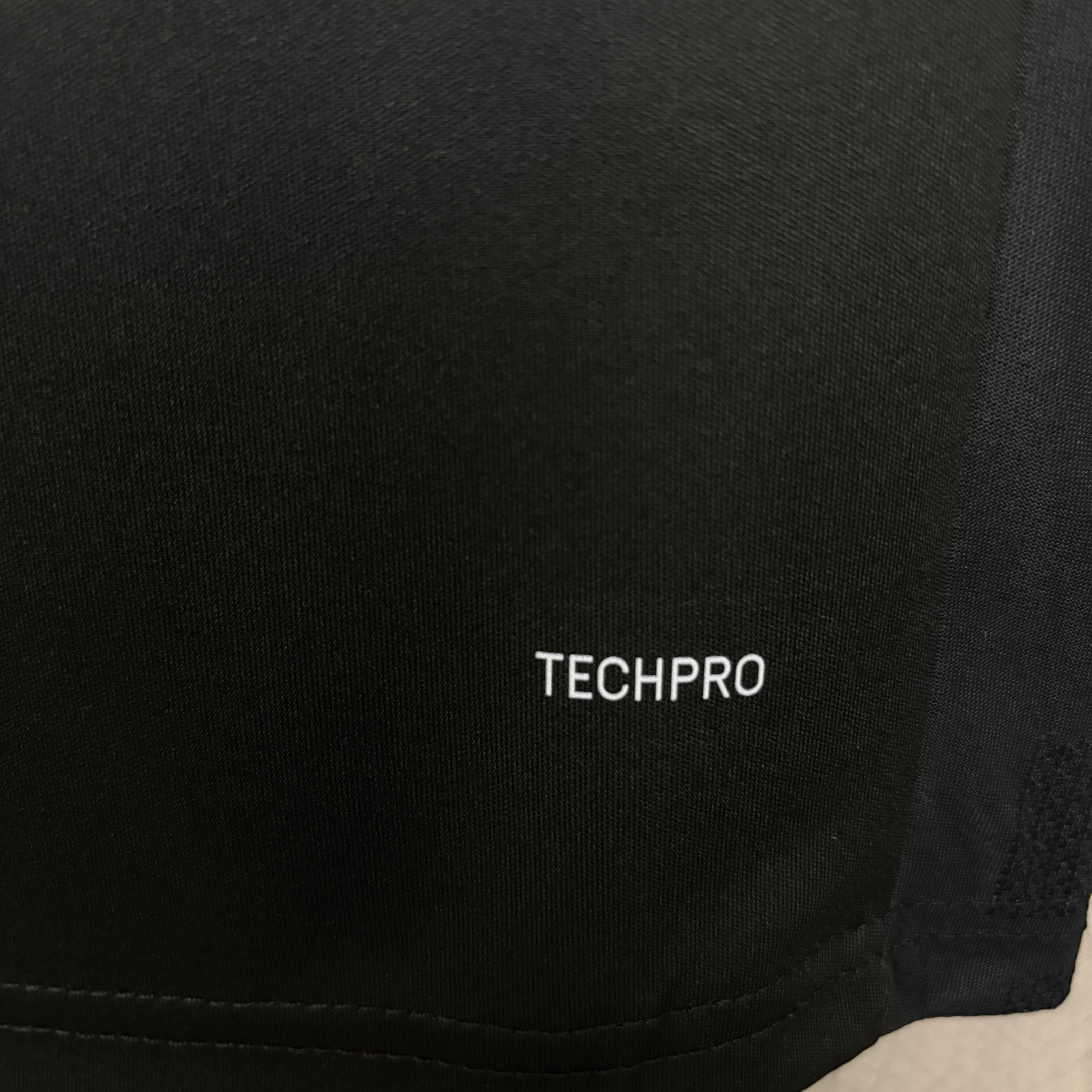 Camisola alternativa Vitória de Guimarães 26/27 - Versão adepto 9