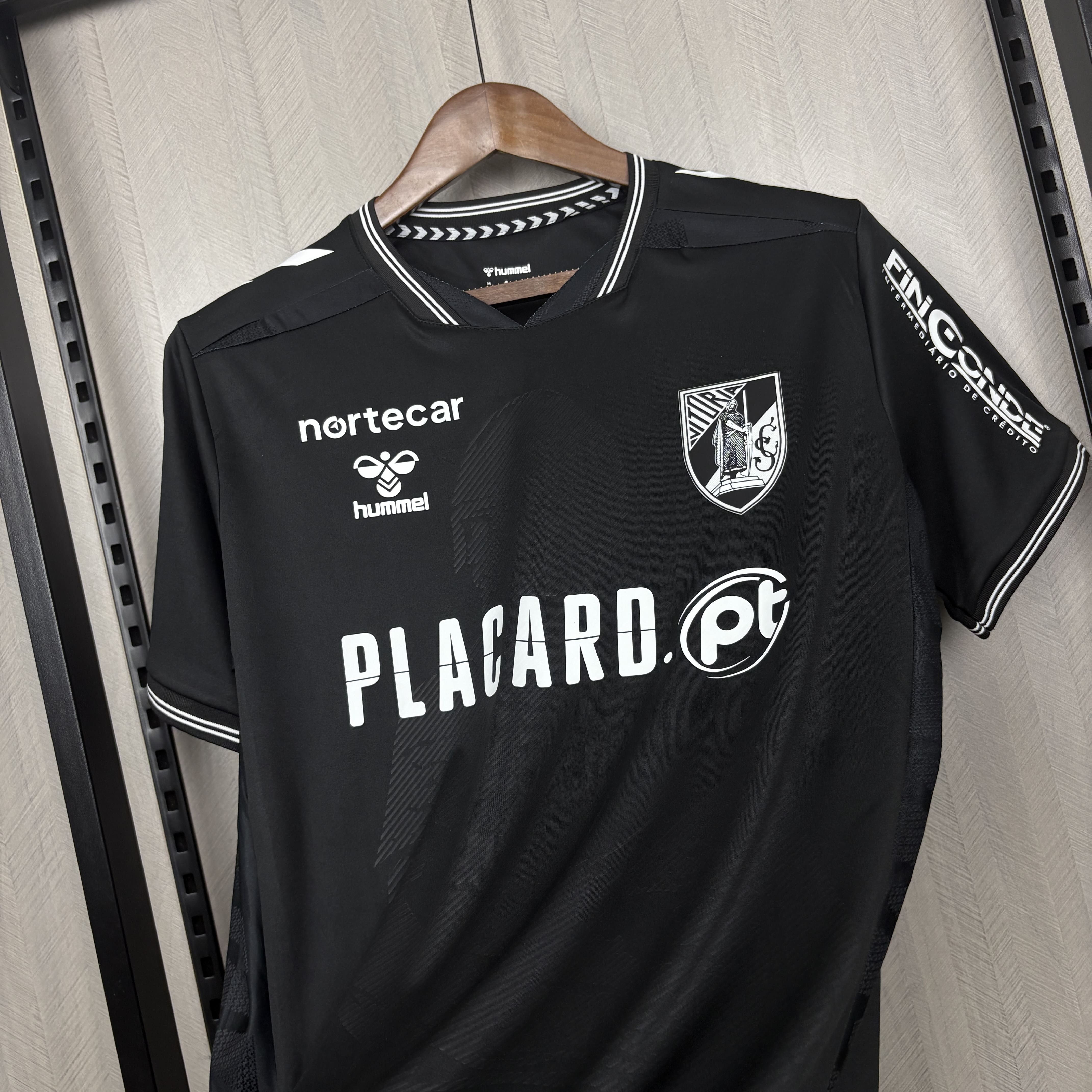 Camisola alternativa Vitória de Guimarães 26/27 - Versão adepto 6