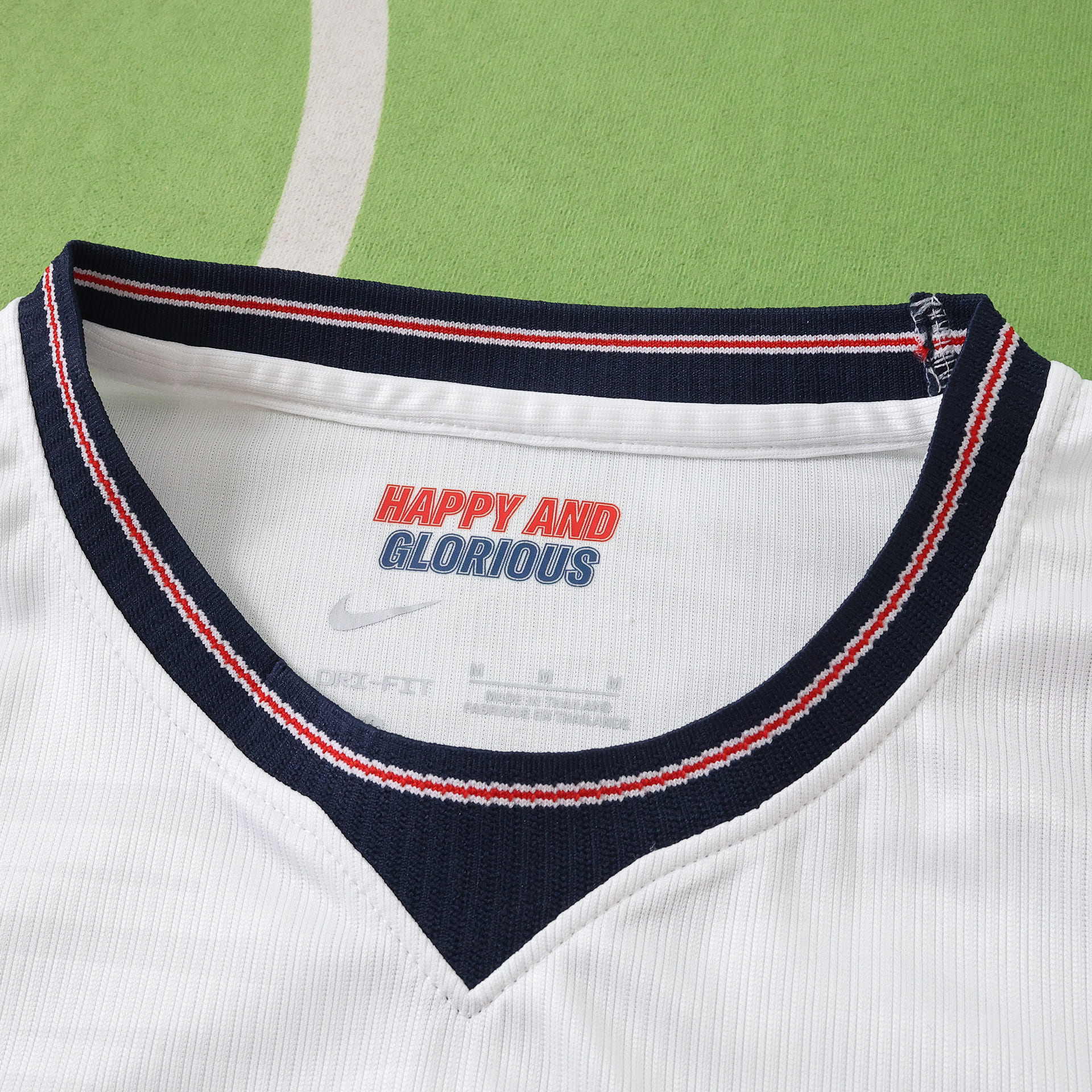 Camisola principal Inglaterra 2026 Cropped 5