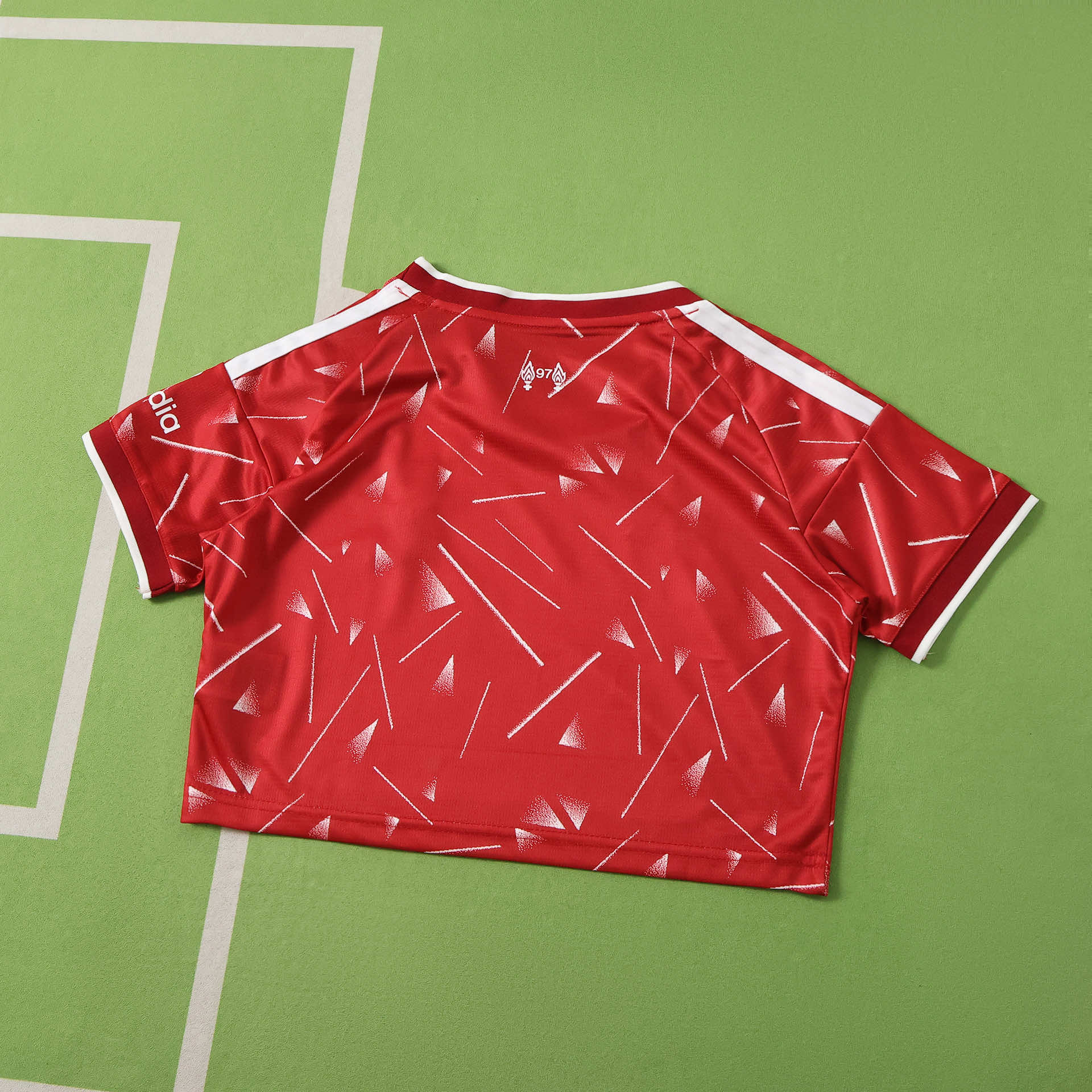 Camisola Principal Liverpool 26/27 Cropped 2