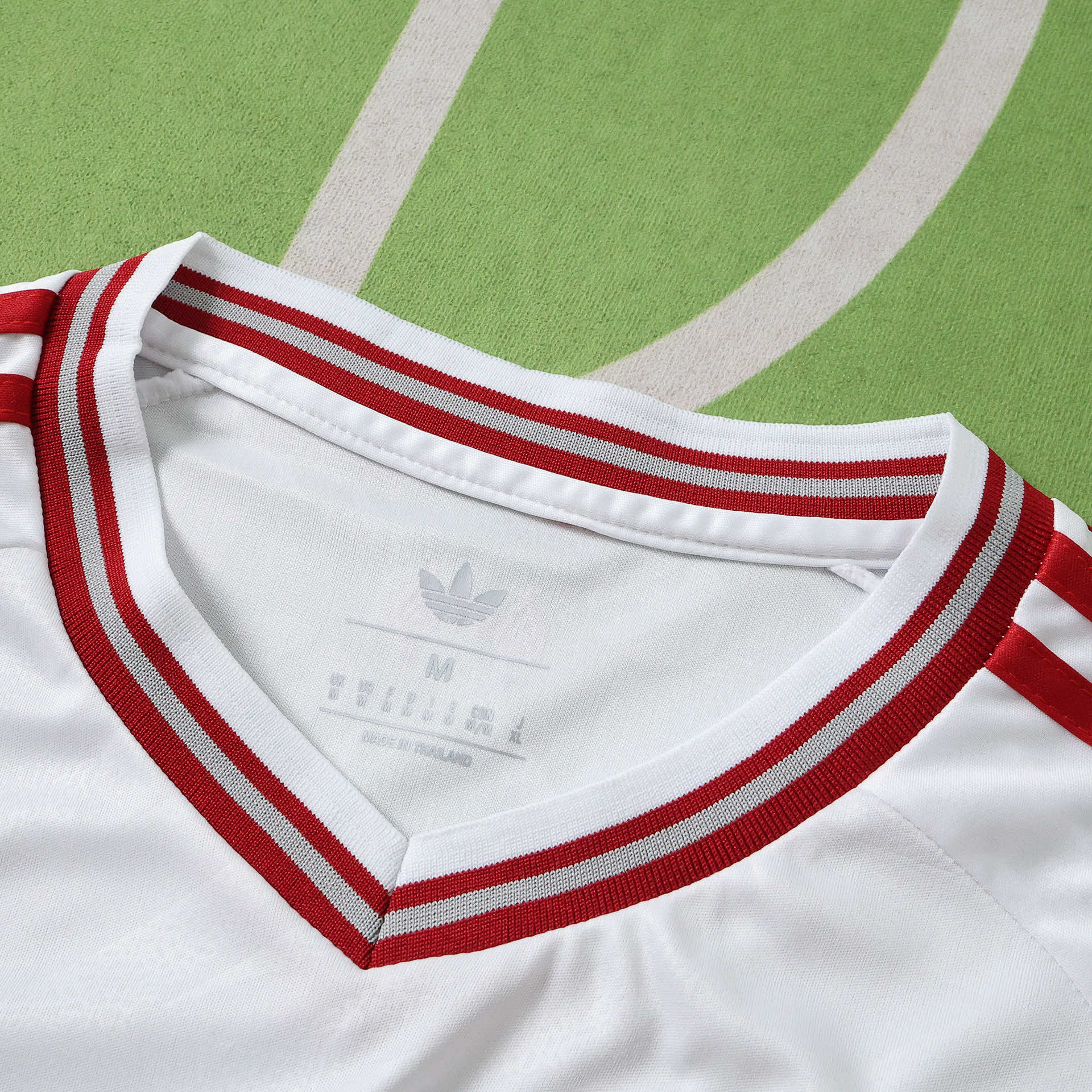 Camisola alternativa Liverpool 26/27 Cropped 6