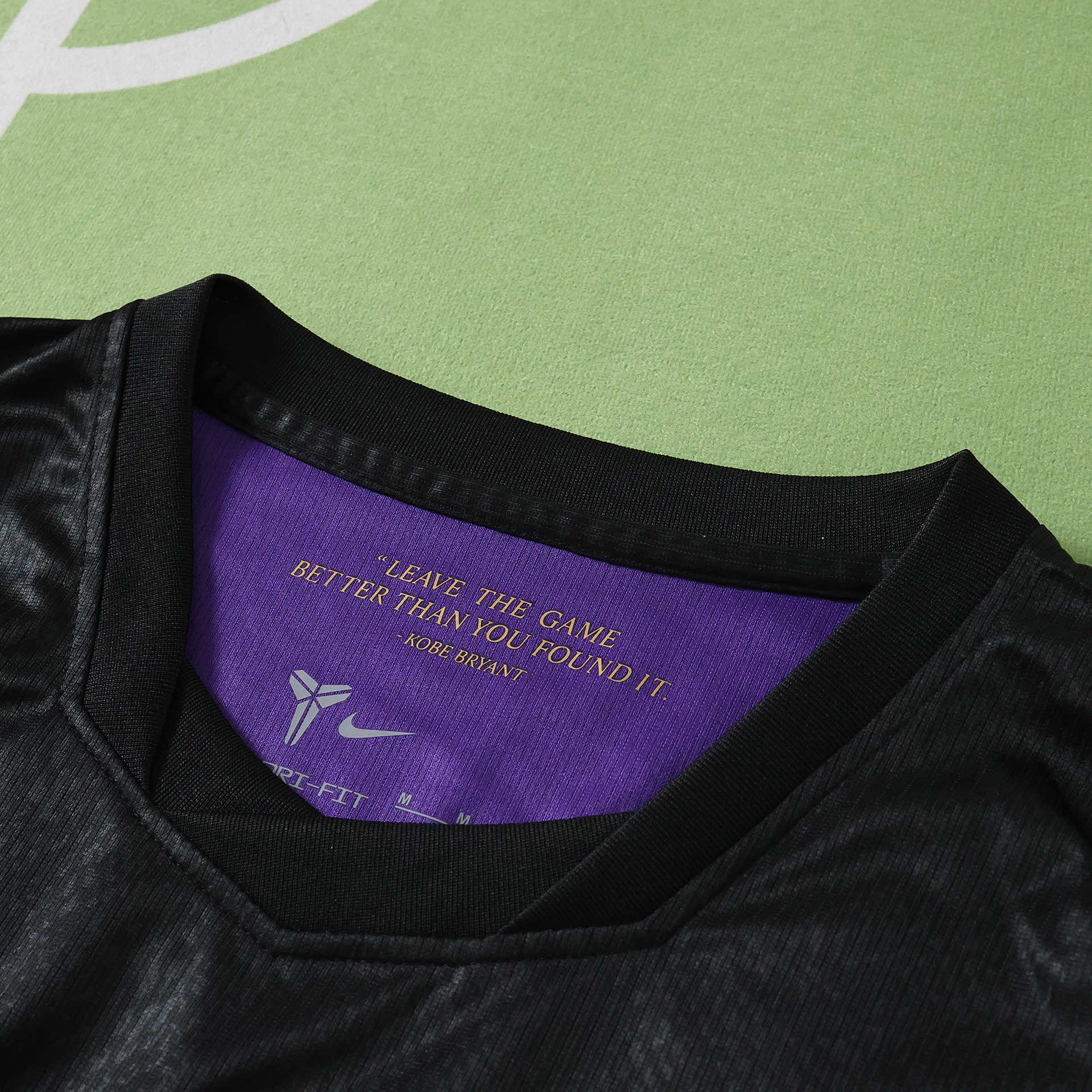 Camisola alternativa Barcelona 26/27 Cropped 5
