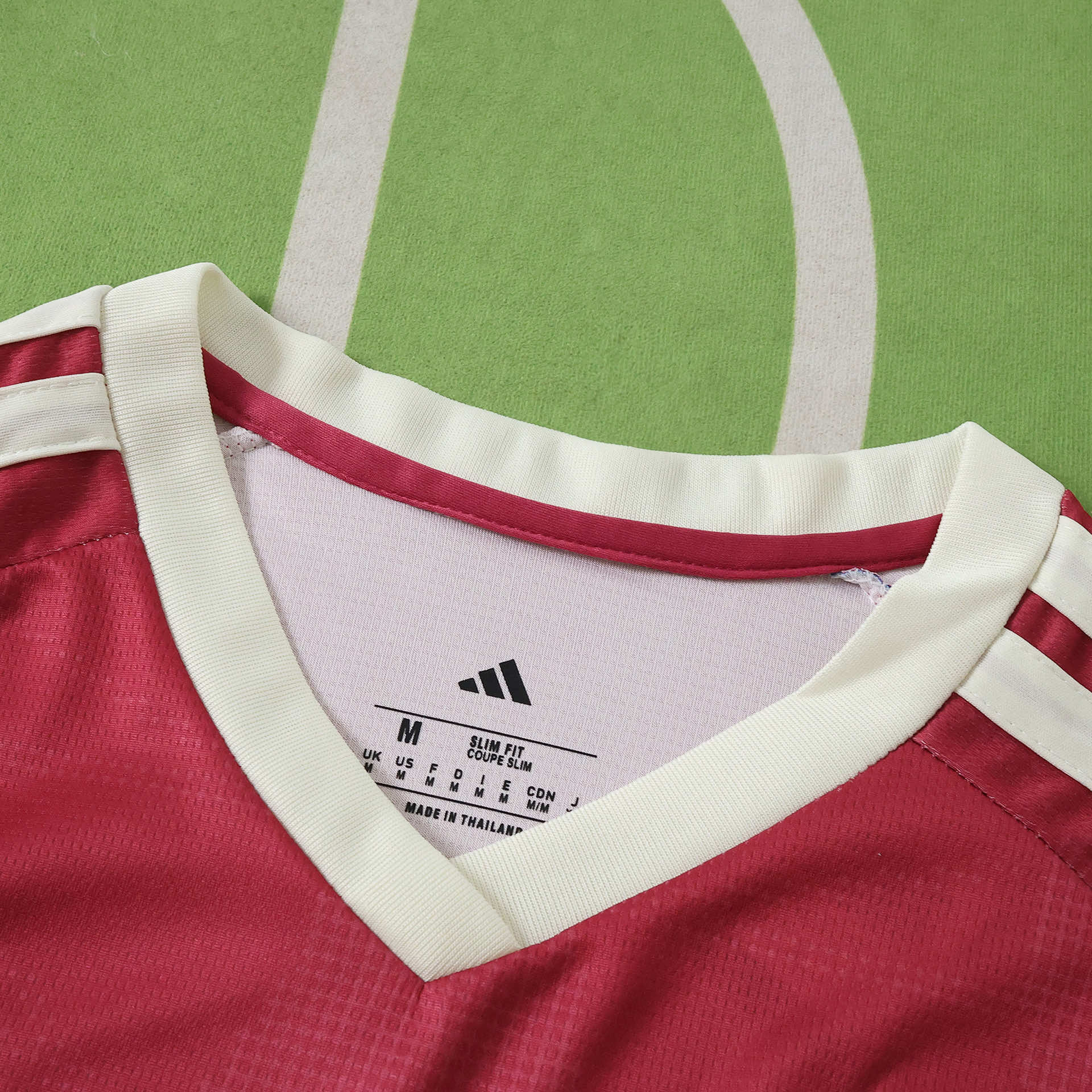 3ª Camisola Real Madrid 26/27 Cropped 6