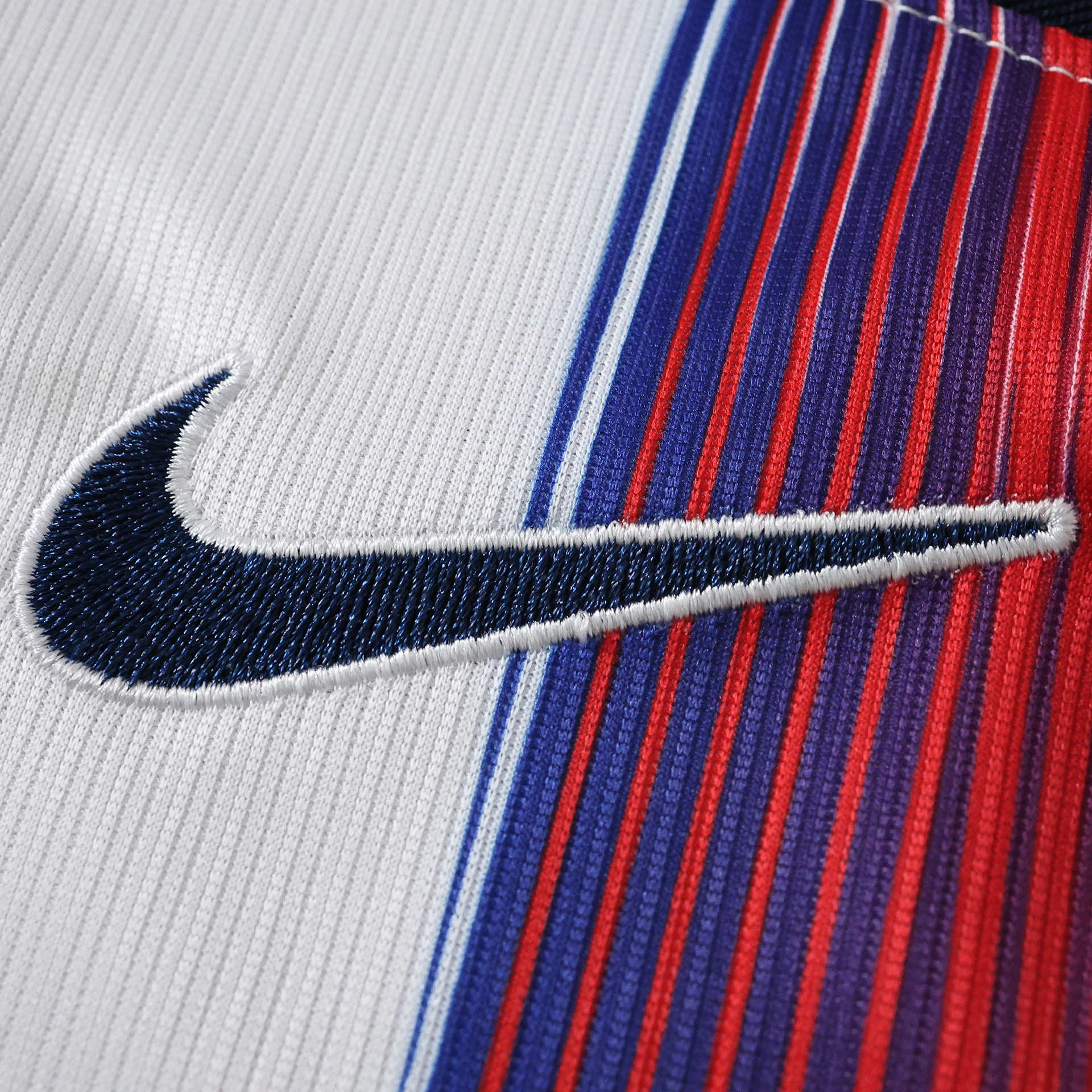 Camisola alternativa PSG 26/27 Cropped 4