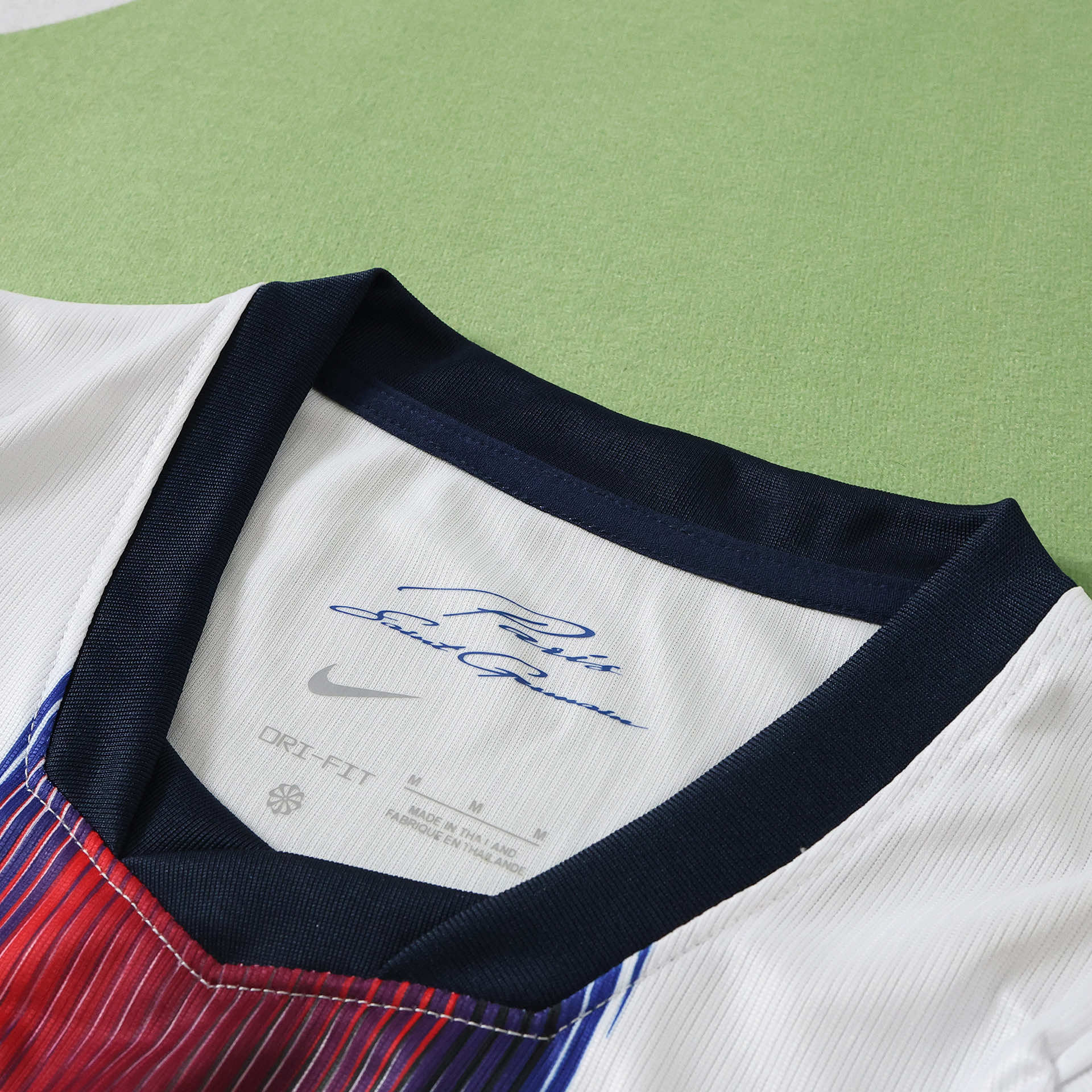 Camisola alternativa PSG 26/27 Cropped 6