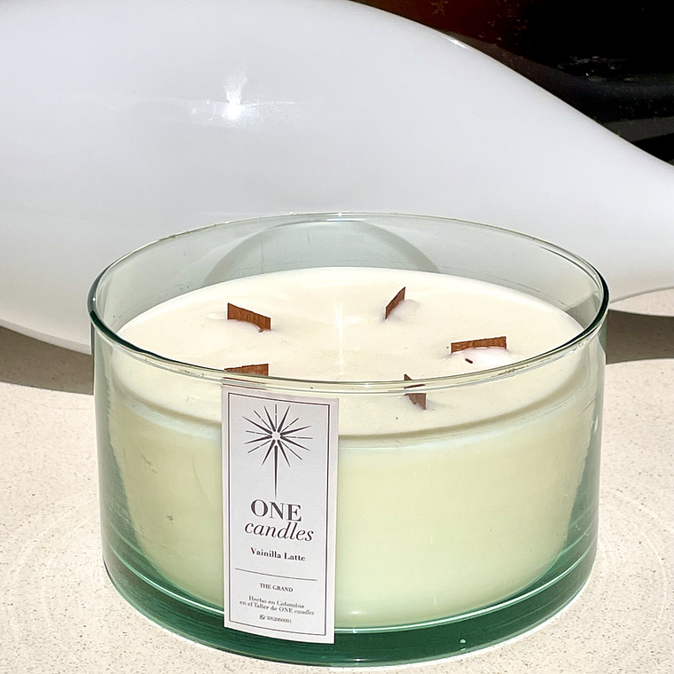 Vela Esencial The Grand N° 7 (49 oz)  1