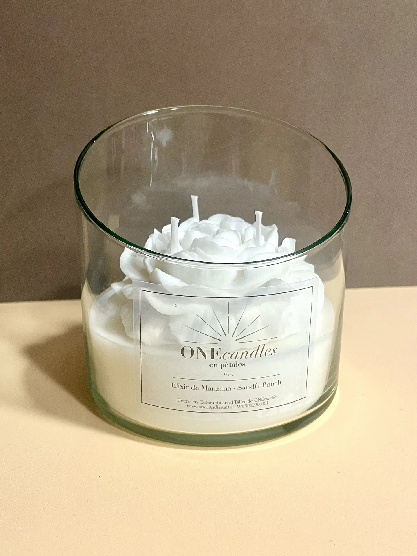 Vela con Flor 9 oz Asimétrica 9