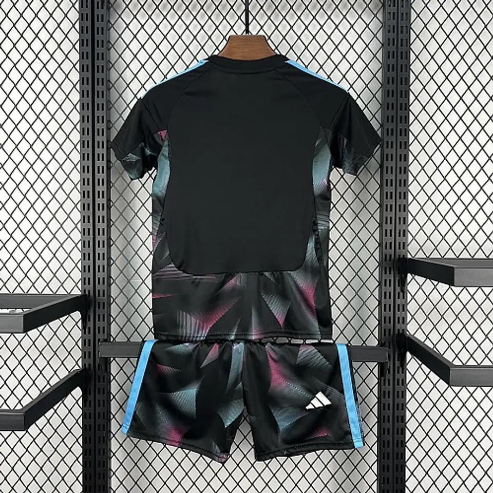 Kit Niños Argentina Goalkeeper 2026 4