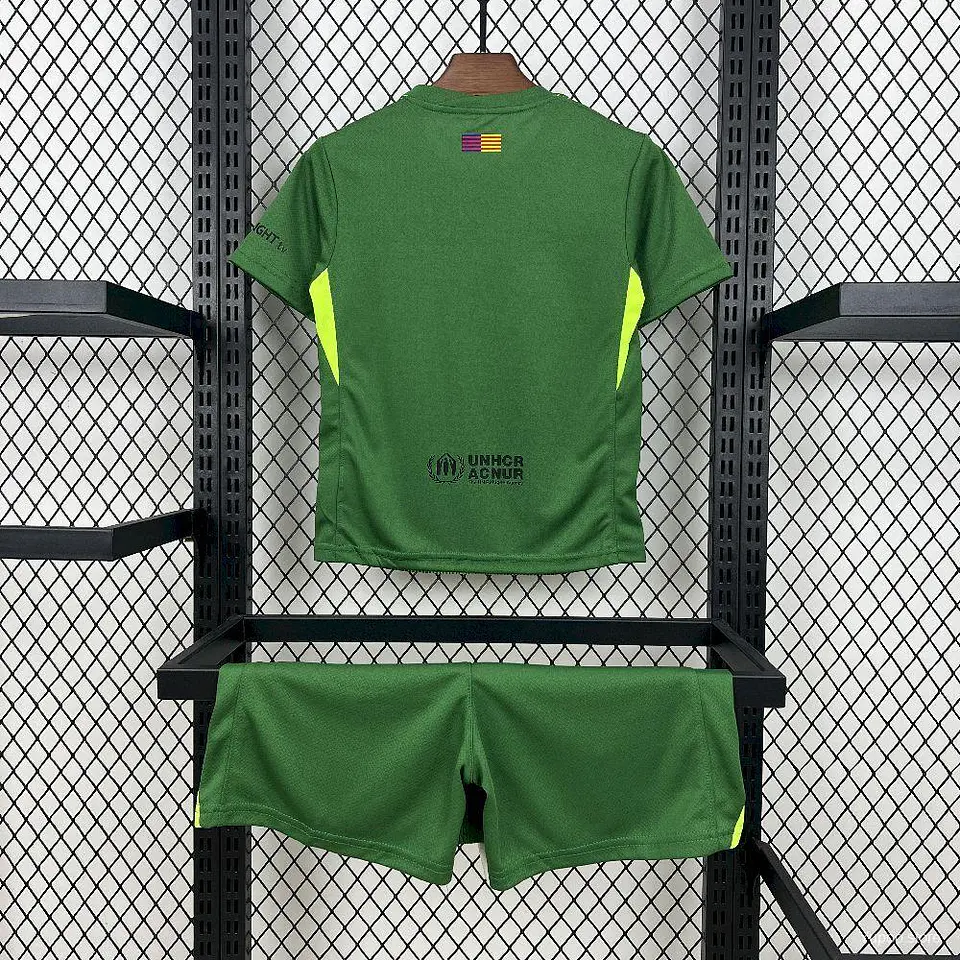 Kit Niños Barcelona GoalKeeper 2027 4