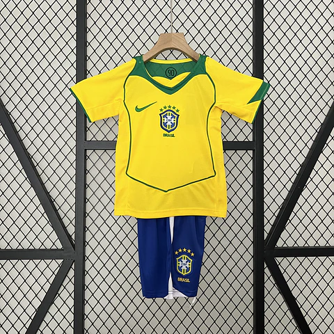 Kit Niños Brasil 2004 Retro 