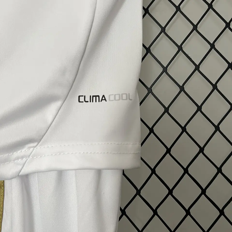 Kit Niños Real Madrid 2011 Retro 2