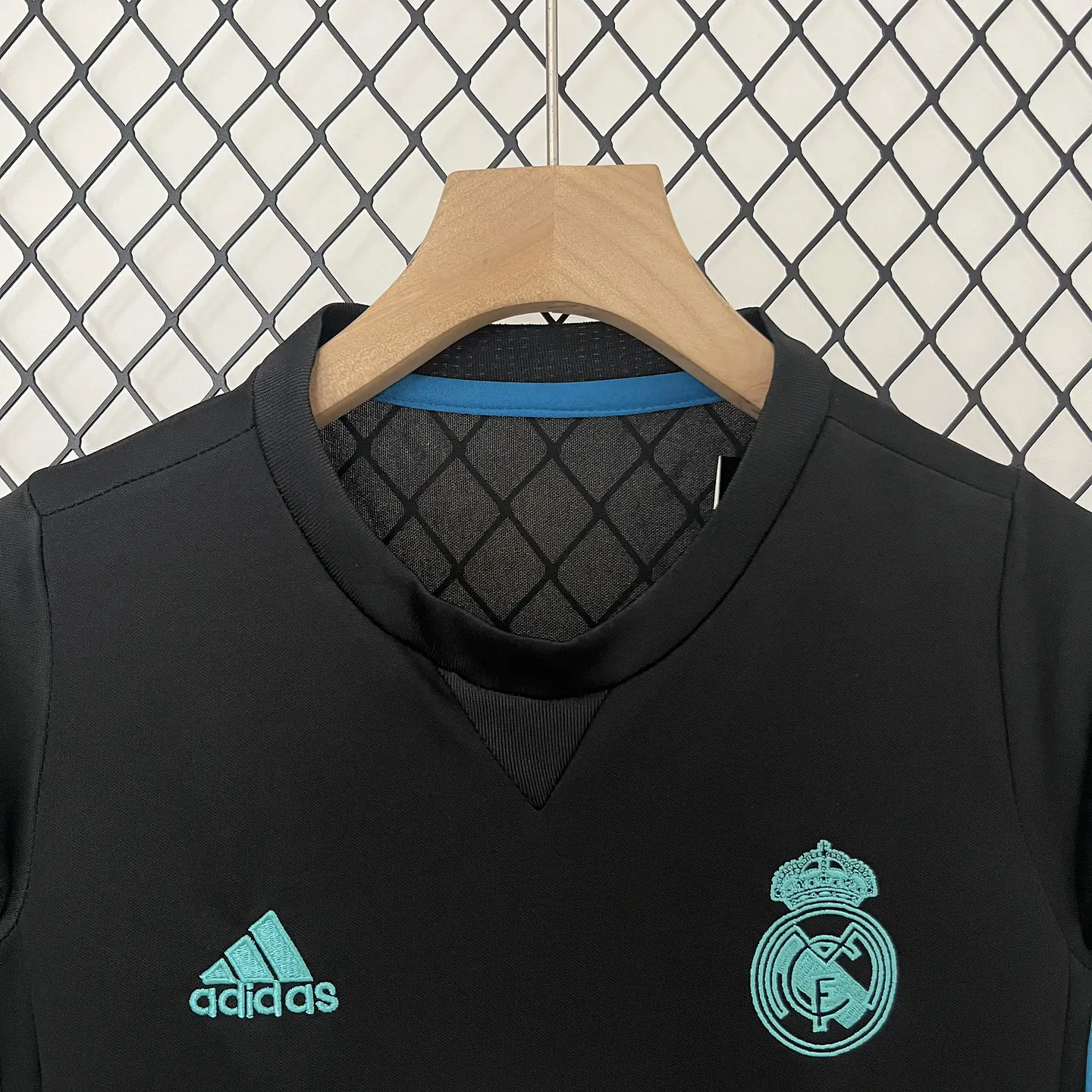 Kit Niños Real Madrid 17/18 Retro 7