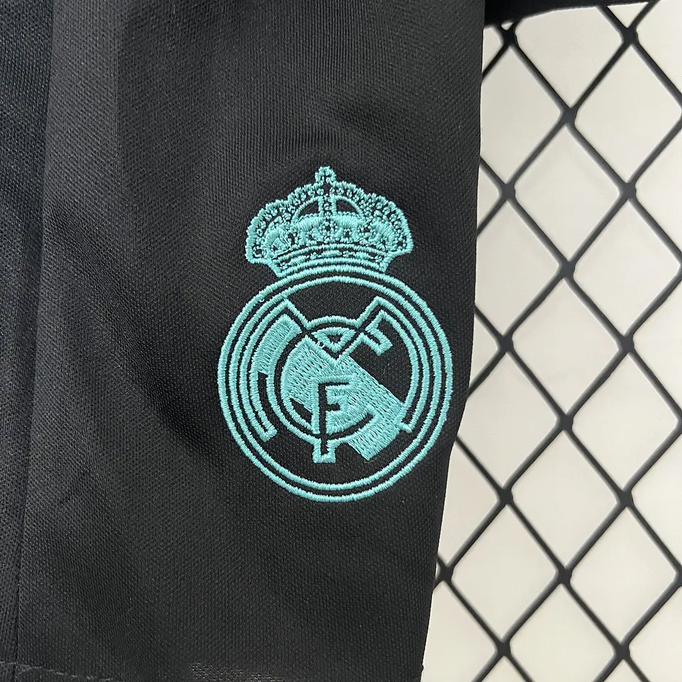 Kit Niños Real Madrid 17/18 Retro 9