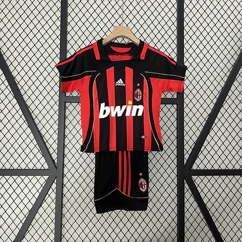 Kit Niños Milan 06/07 Retro 
