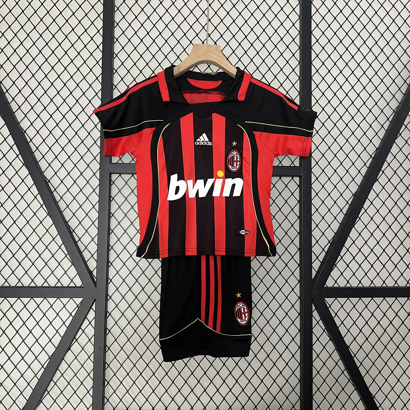 Kit Niños Milan 06/07 Retro  1