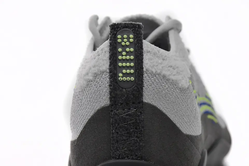 Nike Air Max Scorpions Fk Wolf Grey  3