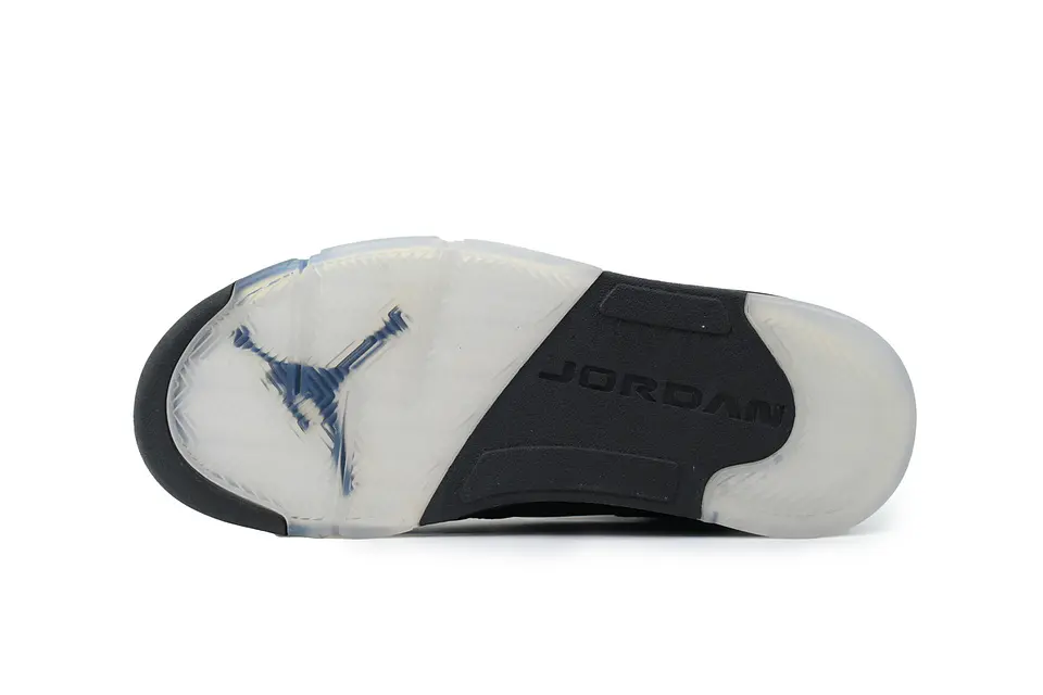 Nike Jordan 5 Retro SE Black Cat  2