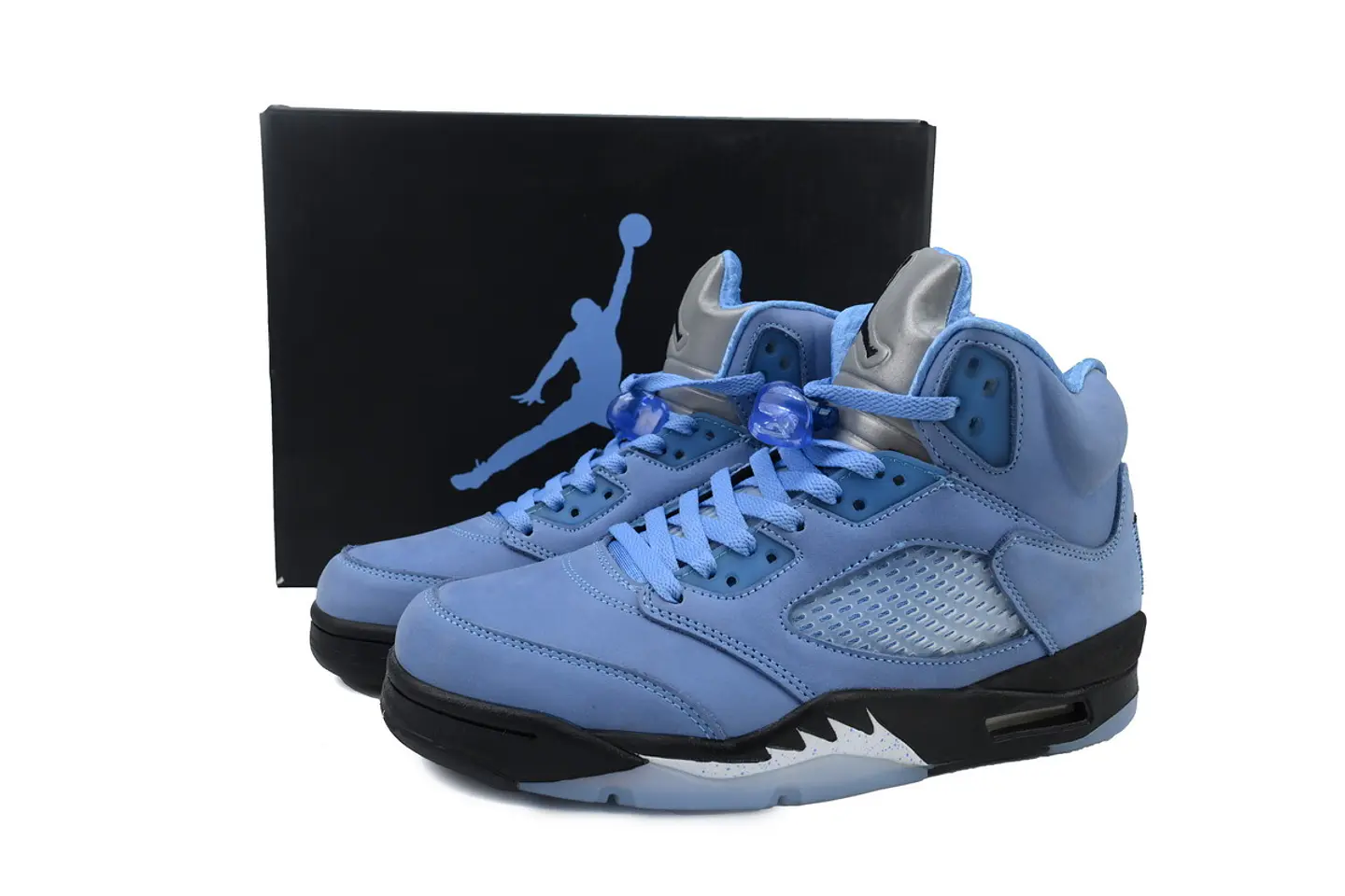 Nike Jordan 5 Retro Black UNC 4