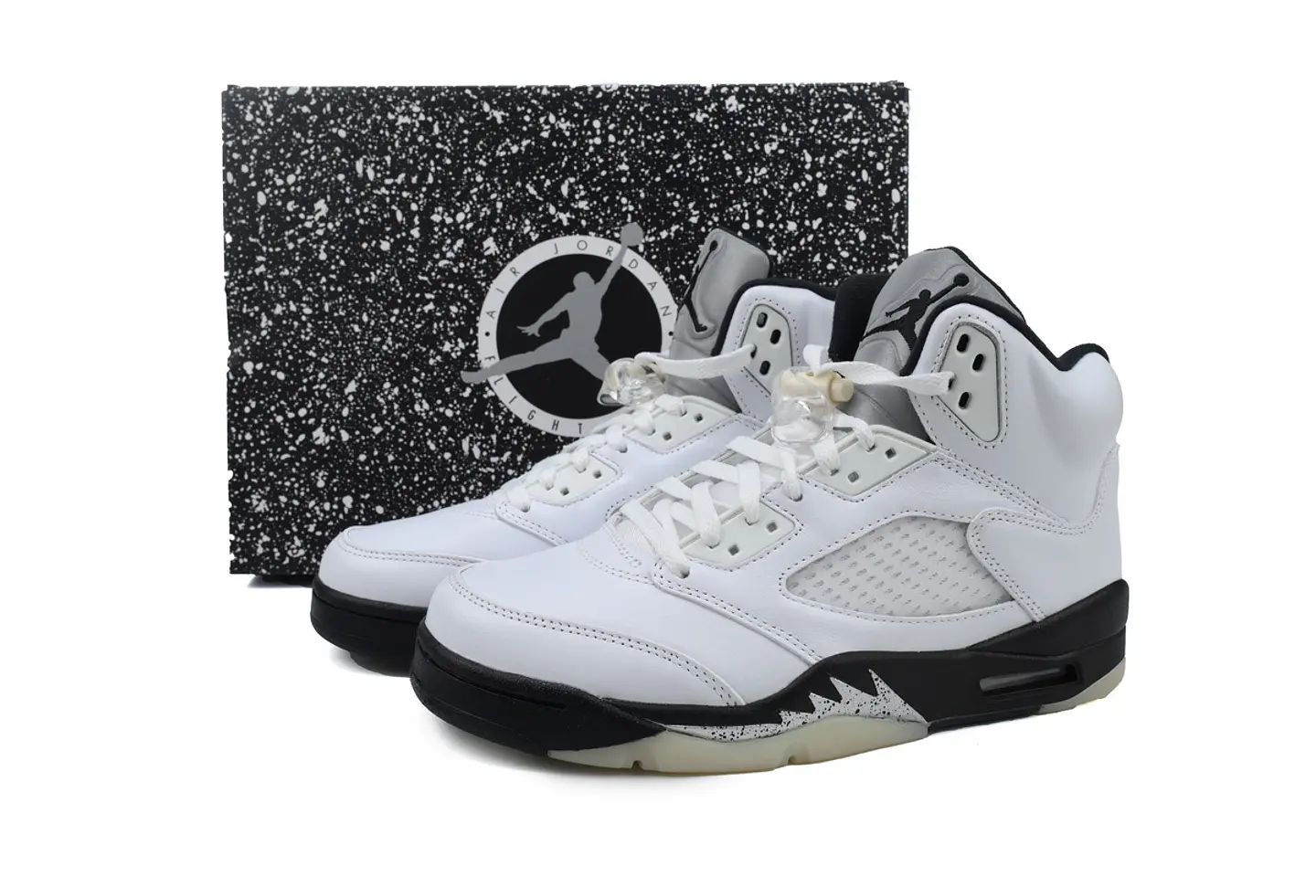 Nike Jordan 5 Retro White Black  6