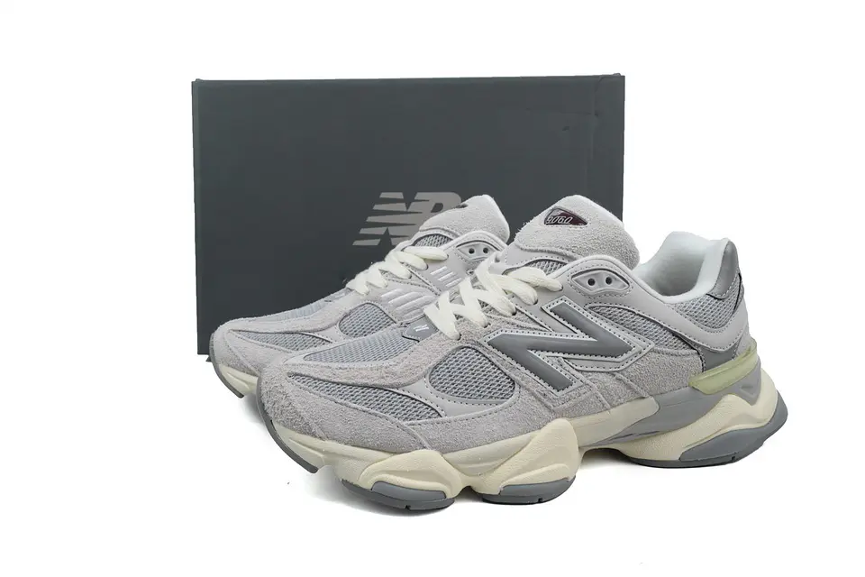 New Balance 9060 Luner New Year  4