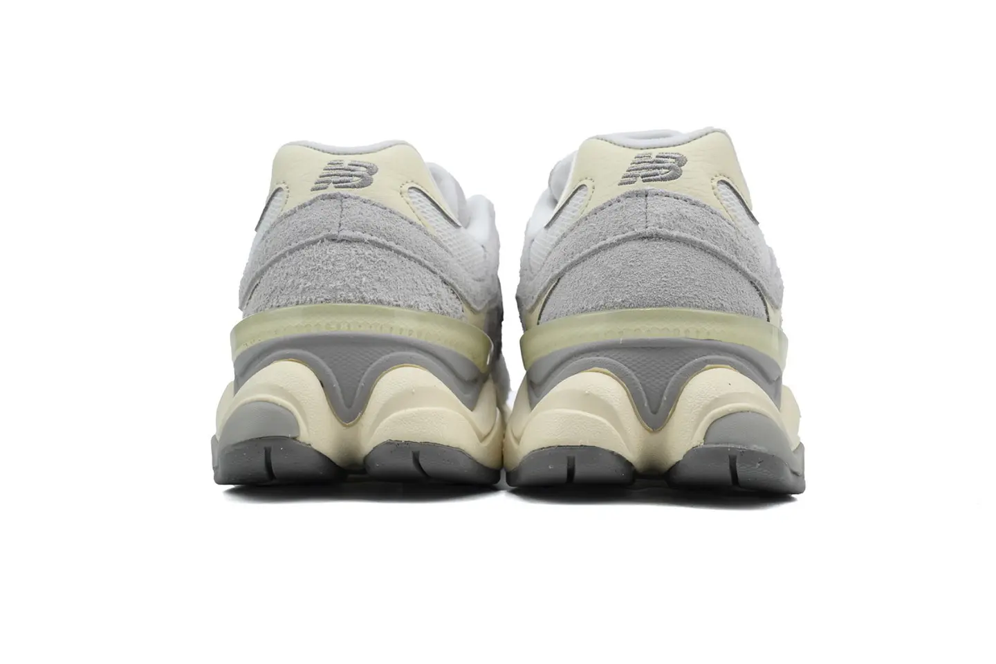 New Balance 9060 Quartz Grey  2