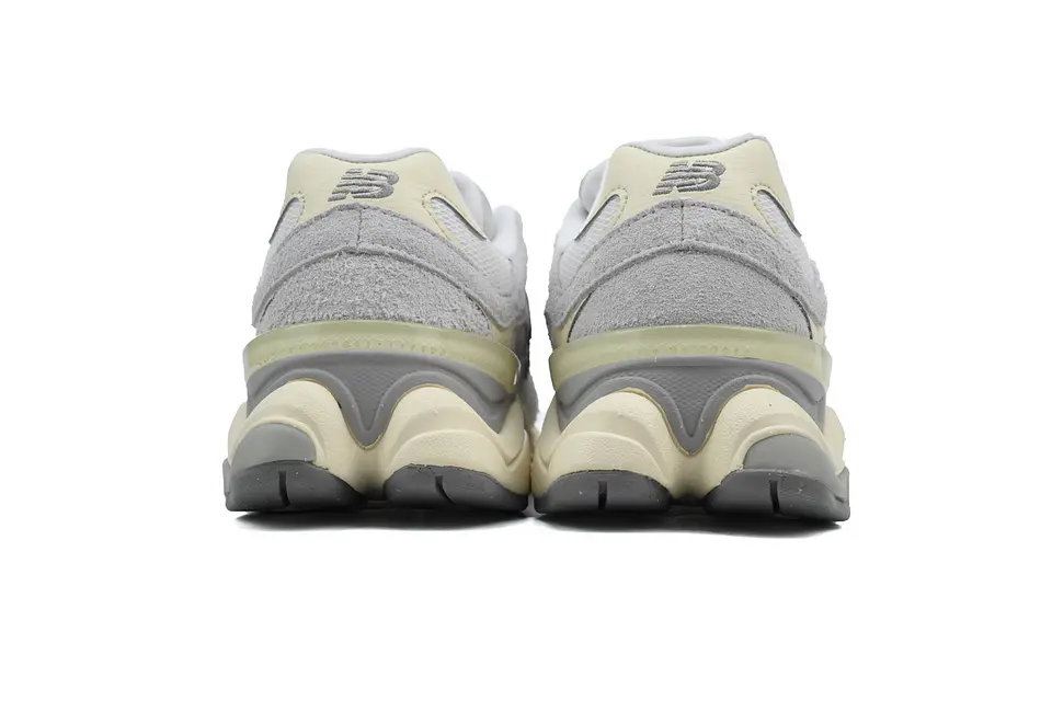 New Balance 9060 Quartz Grey  2