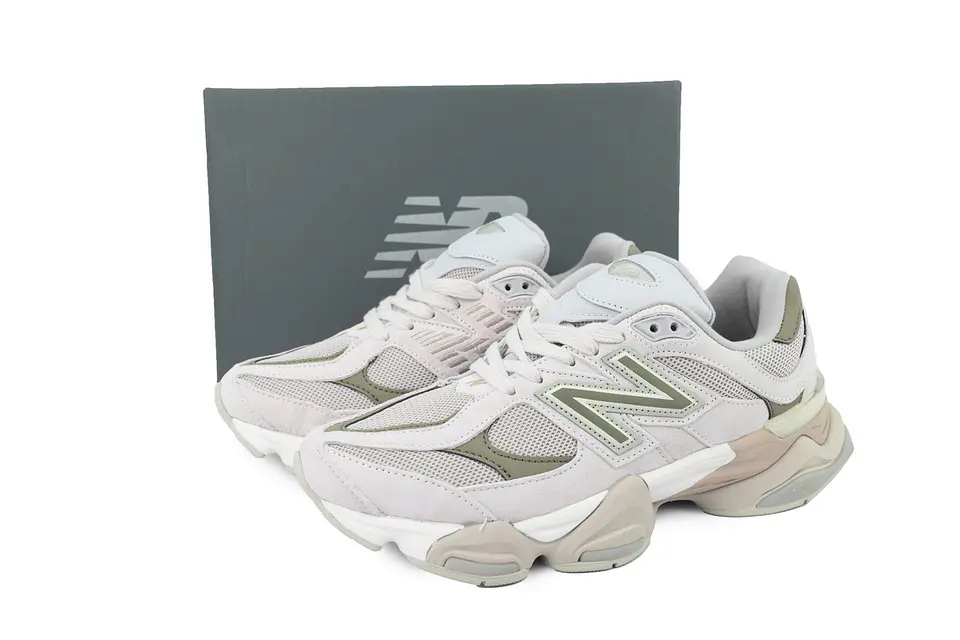 New Balance 9060 Grey Moonbeam 5