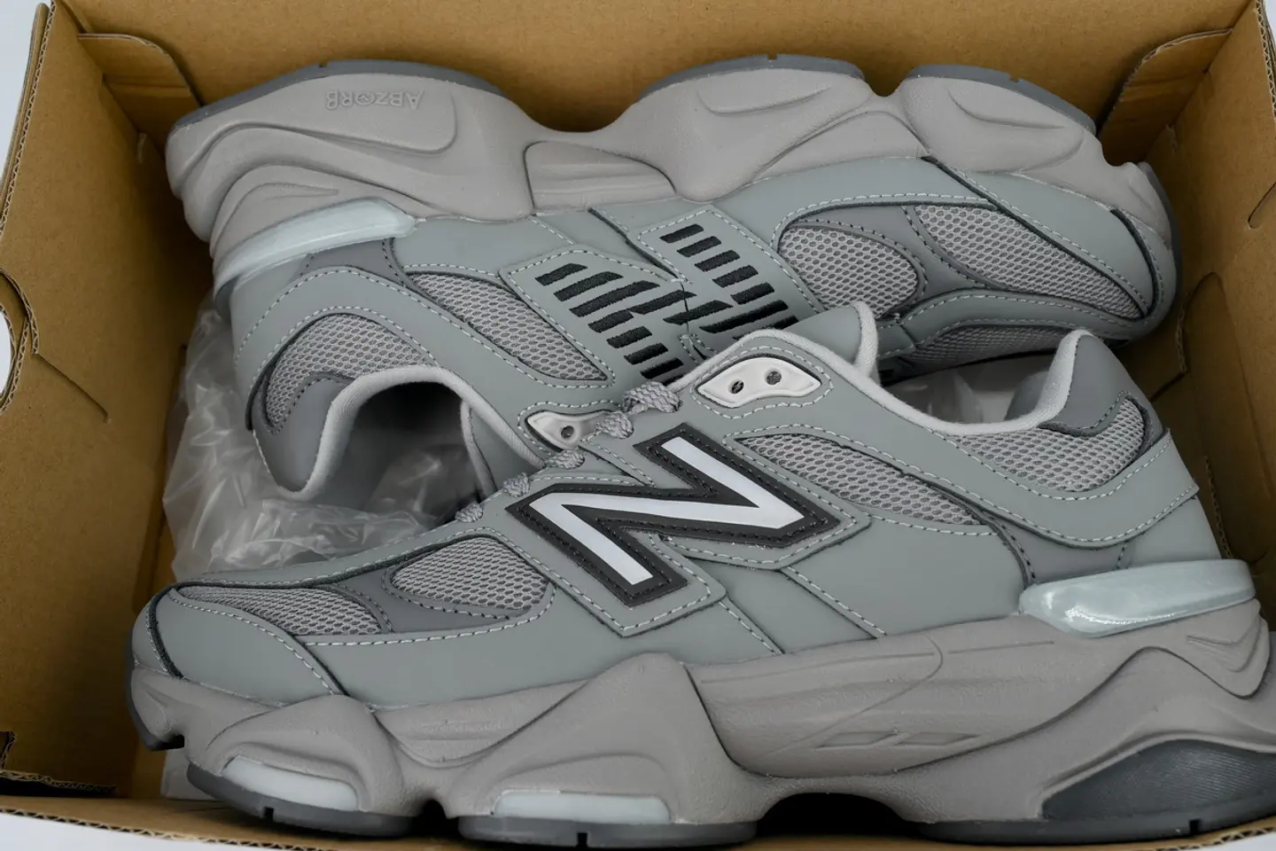 New Balance 9060 Shadoy Grey 7