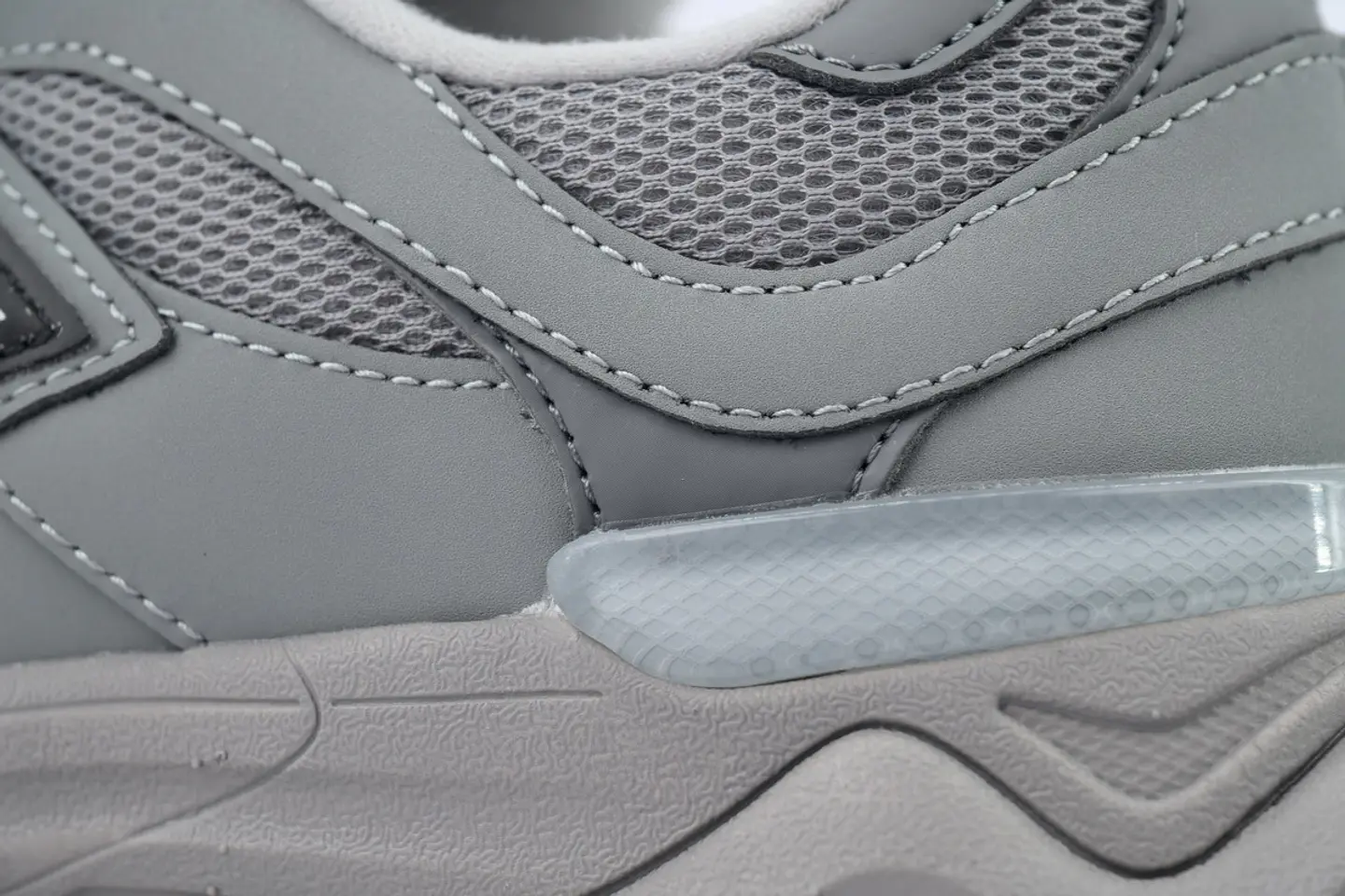 New Balance 9060 Shadoy Grey 8