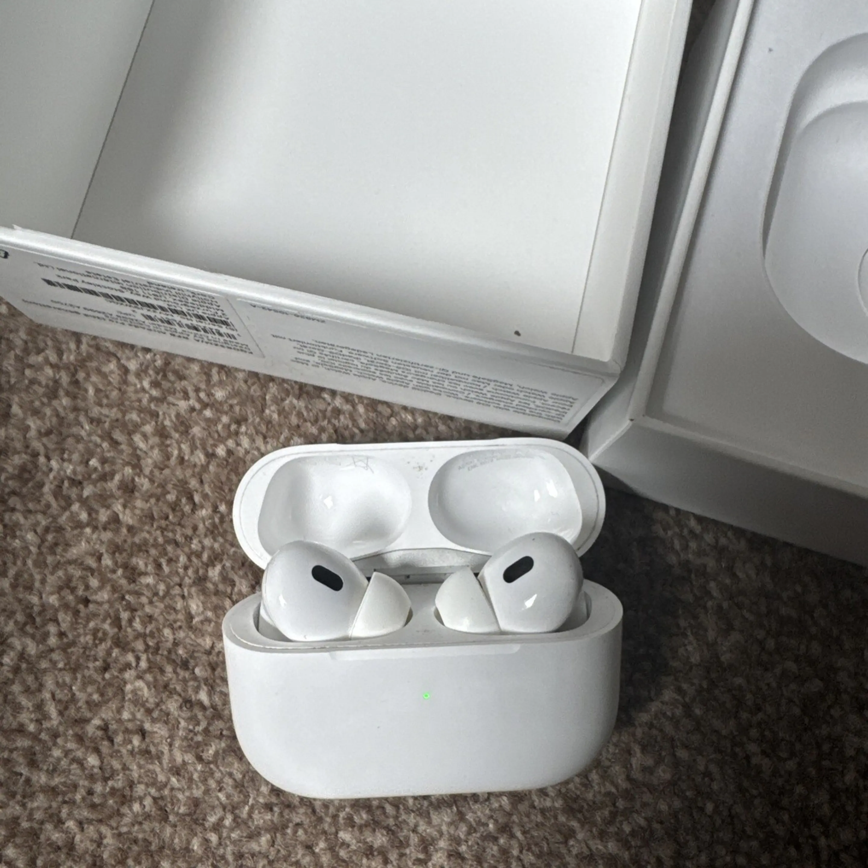 AirPods Pro Gen 2 1