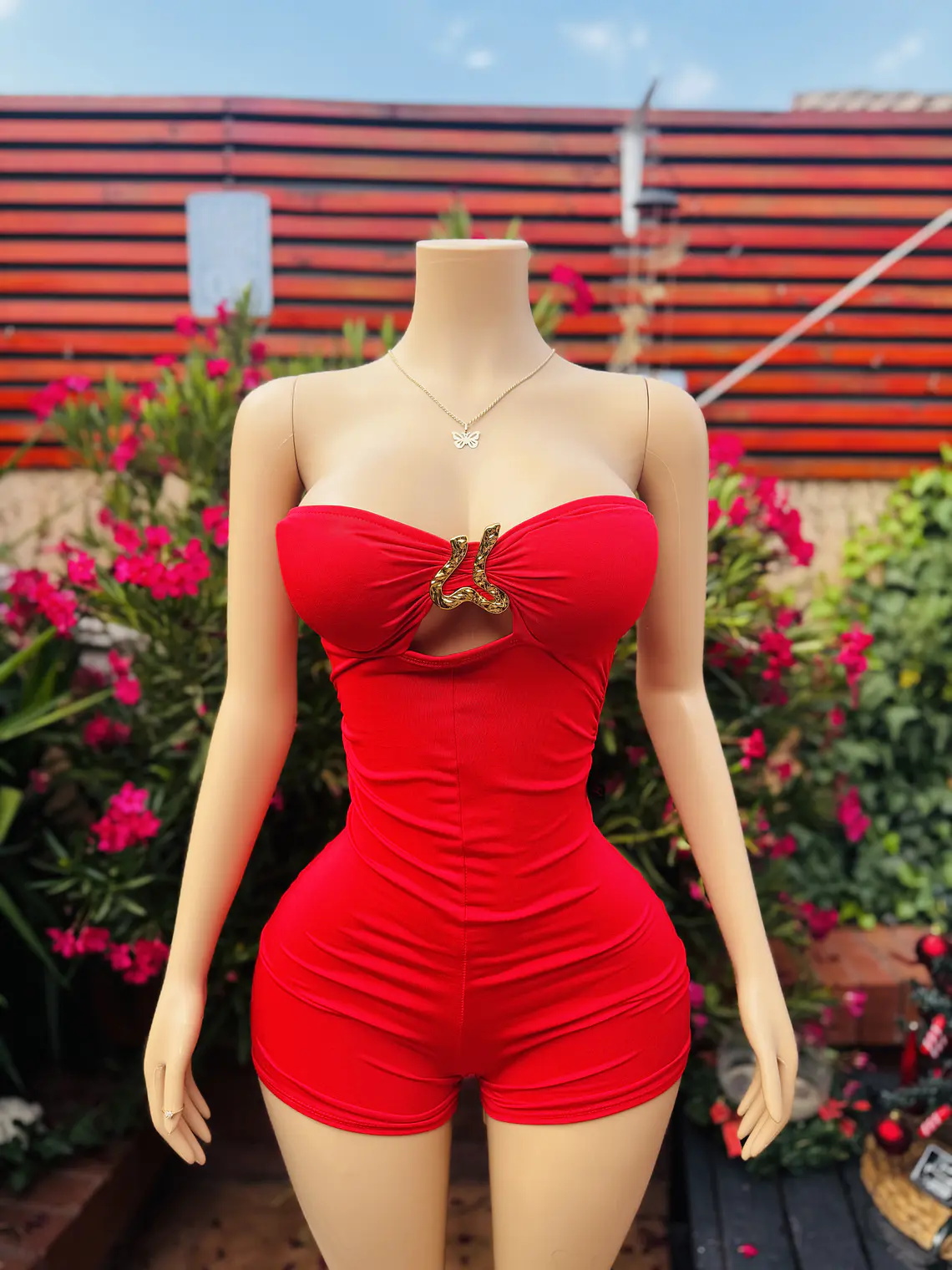 Enterito Strapless Diseño Propio Onlygloss® 4