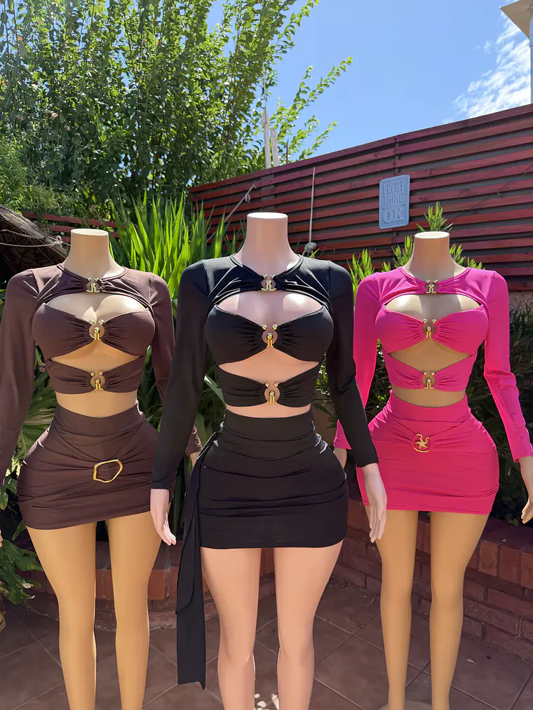 Crop Triple Hebilla manga larga Diseño Propio Onlygloss® 1