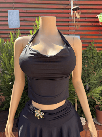 Crop asimetrico rosa iconinc