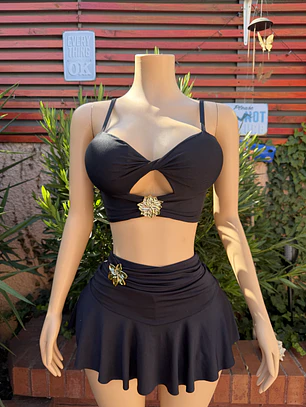 Crop torcido flor en Abdomen