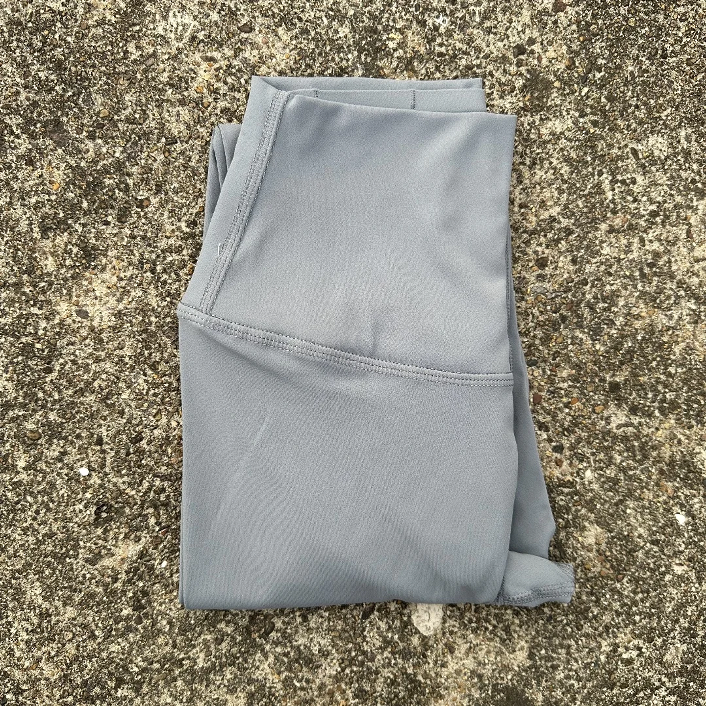 Solid Color Back Waist Pocket High Waist Yoga Legging Women  7