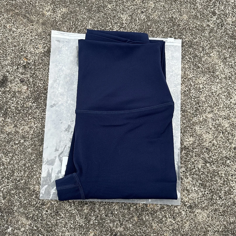 Solid Color Back Waist Pocket High Waist Yoga Legging Women  8