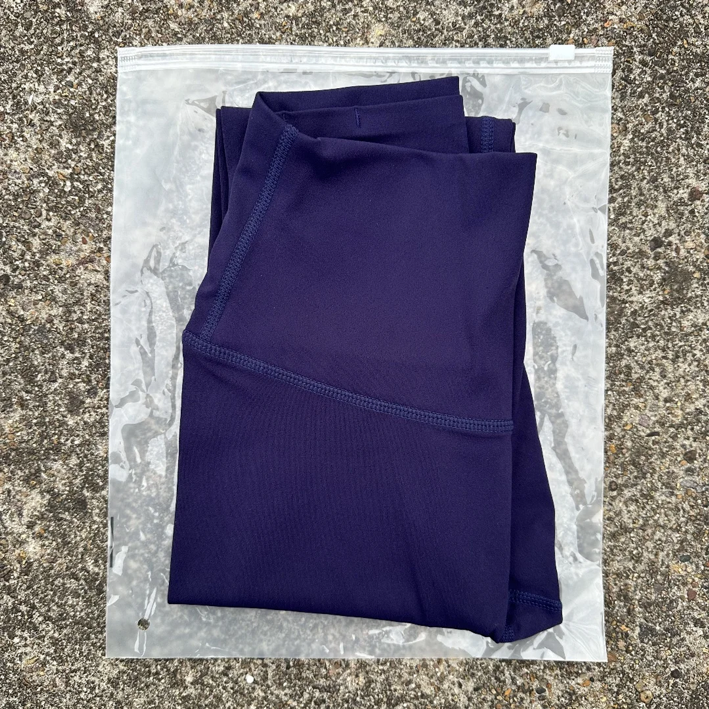 Solid Color Back Waist Pocket High Waist Yoga Legging Women  12