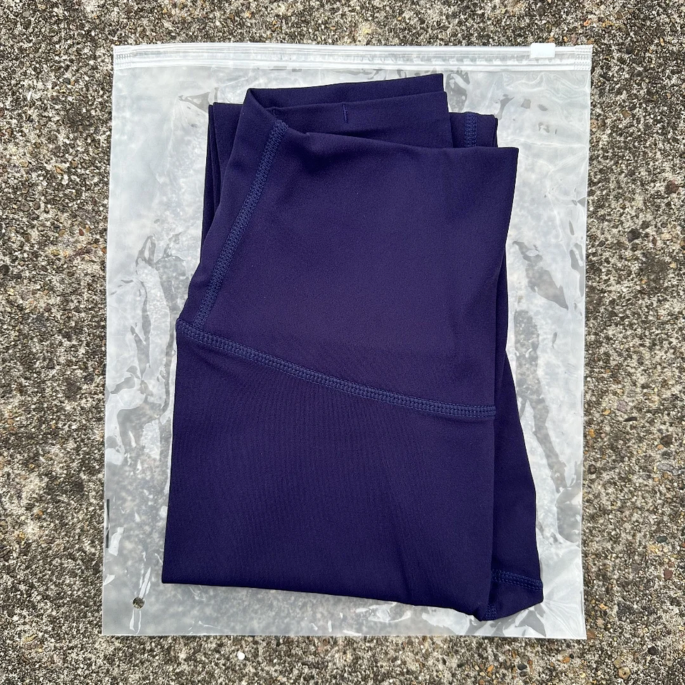 Solid Color Back Waist Pocket High Waist Yoga Legging Women  12