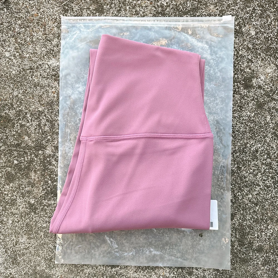 Solid Color Back Waist Pocket High Waist Yoga Legging Women  16