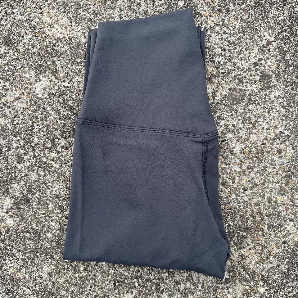 Solid Color Back Waist Pocket High Waist Yoga Legging Women  22