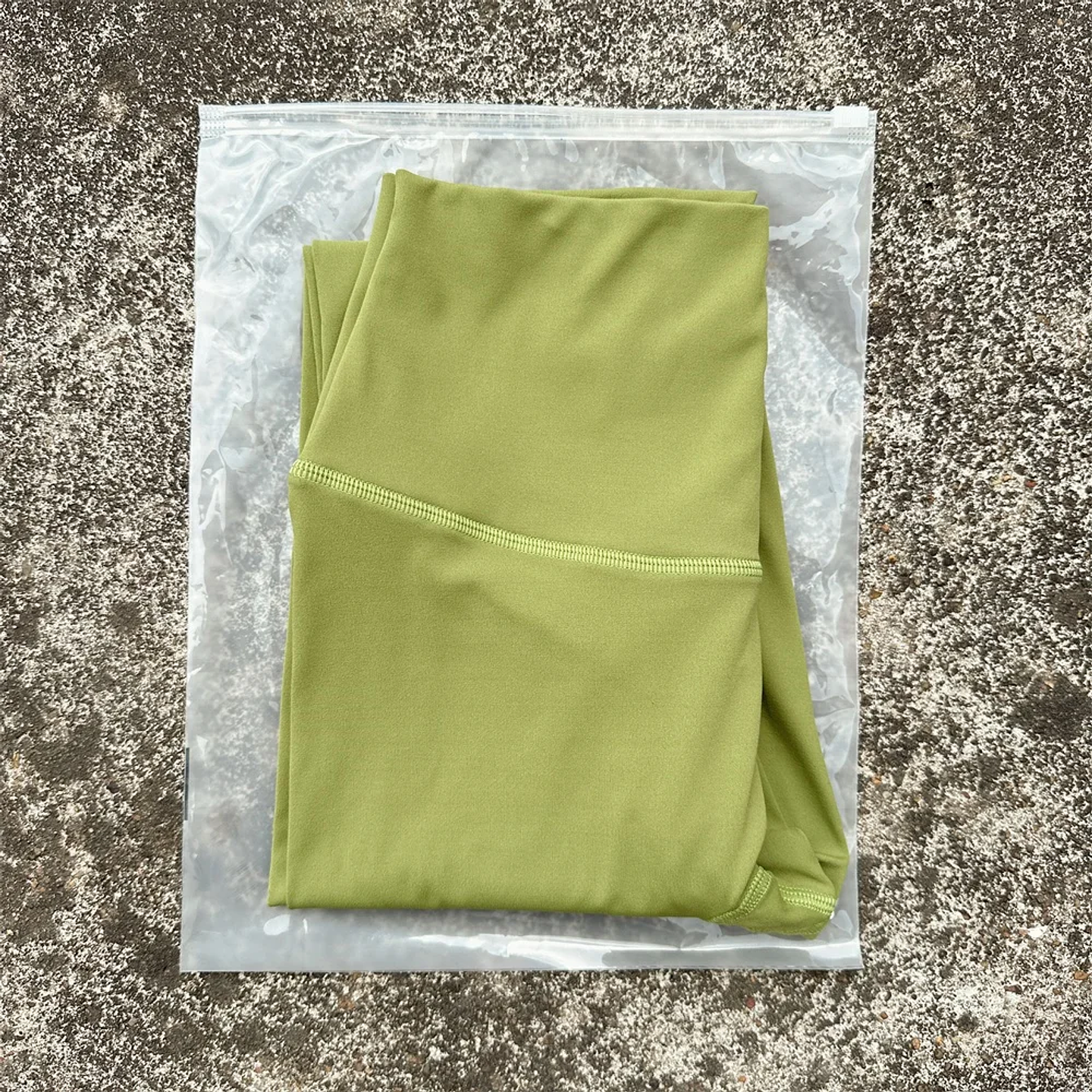 Solid Color Back Waist Pocket High Waist Yoga Legging Women  44