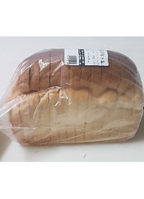 Pão cozido em forno de lenha