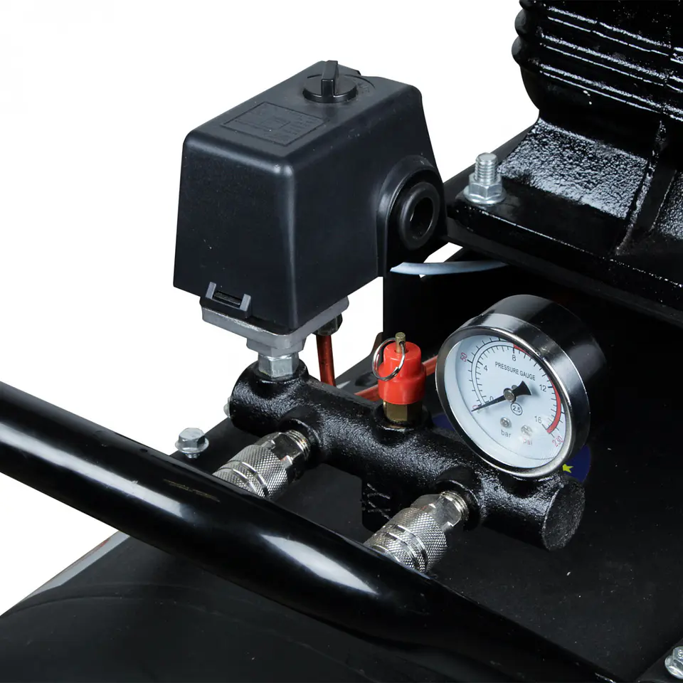 Compresor 5,5 HP 300 L 380V en “V” – EVEREST CEV55250 3