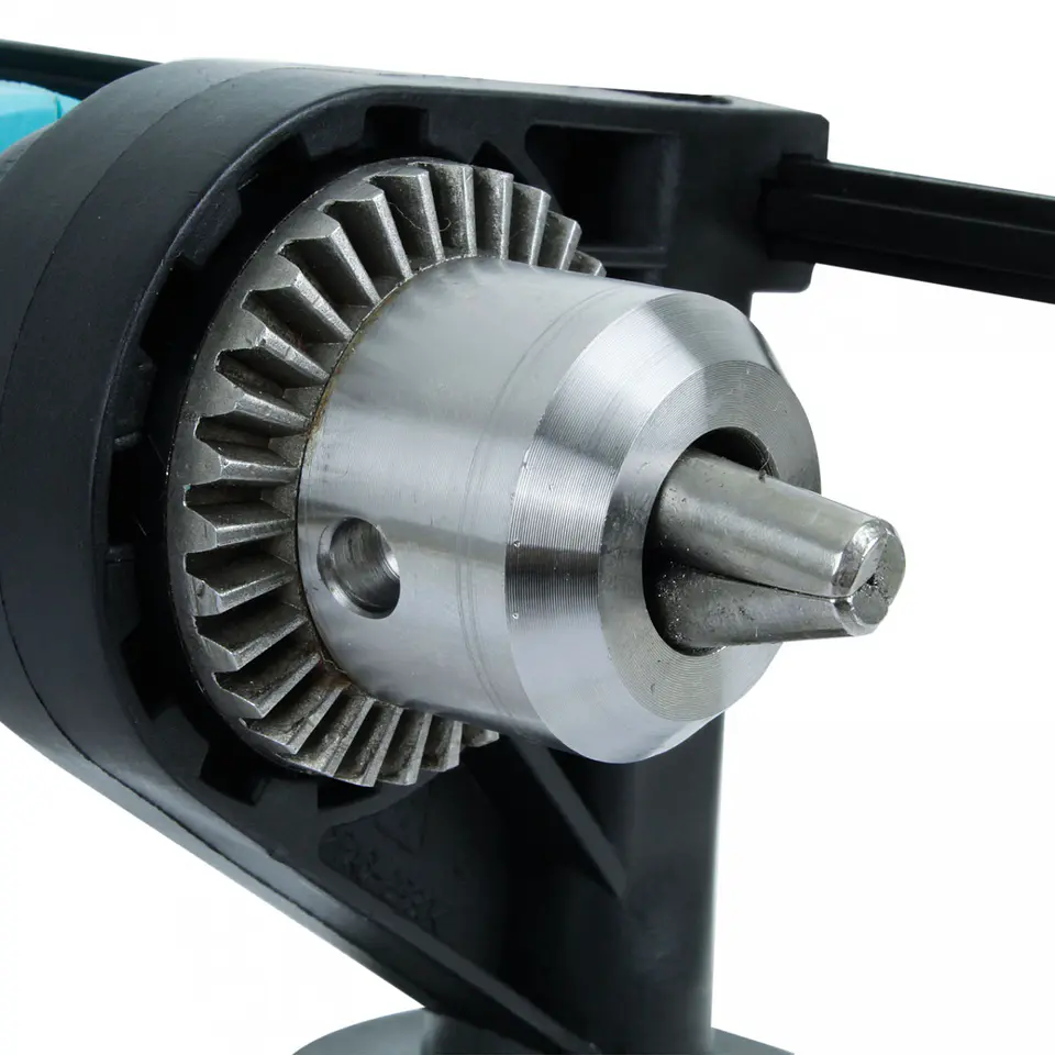 Kit Taladro Percutor 13 mm – 550 W 4