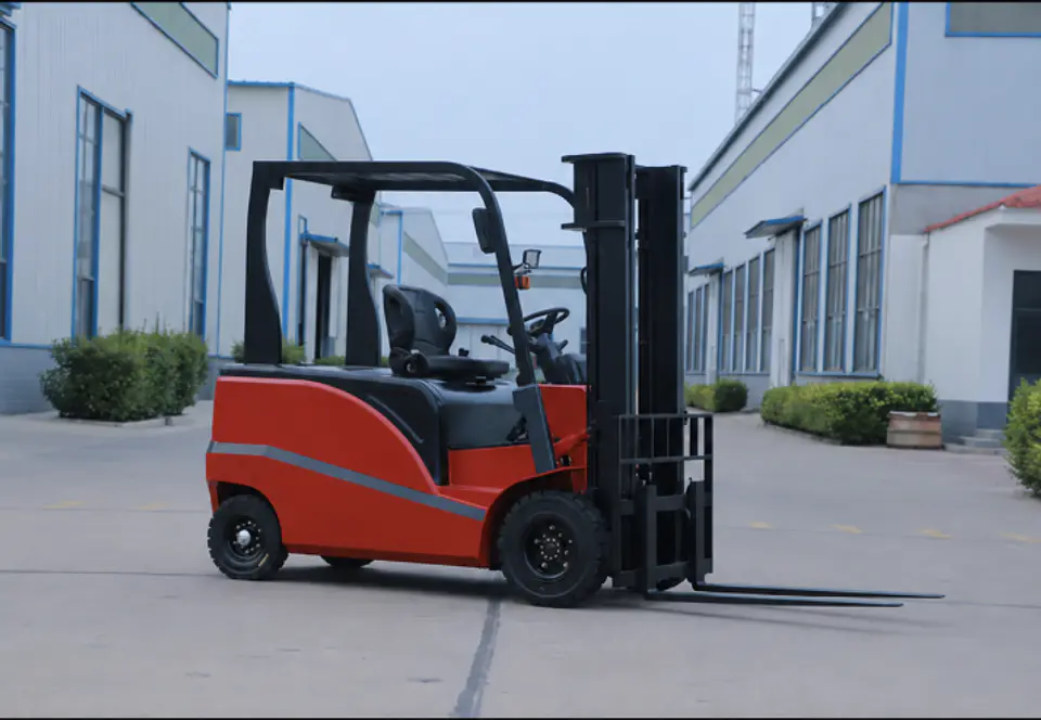 Grúa Horquilla Eléctrica 2.5 Ton Mástil Triple 4,5 m 3