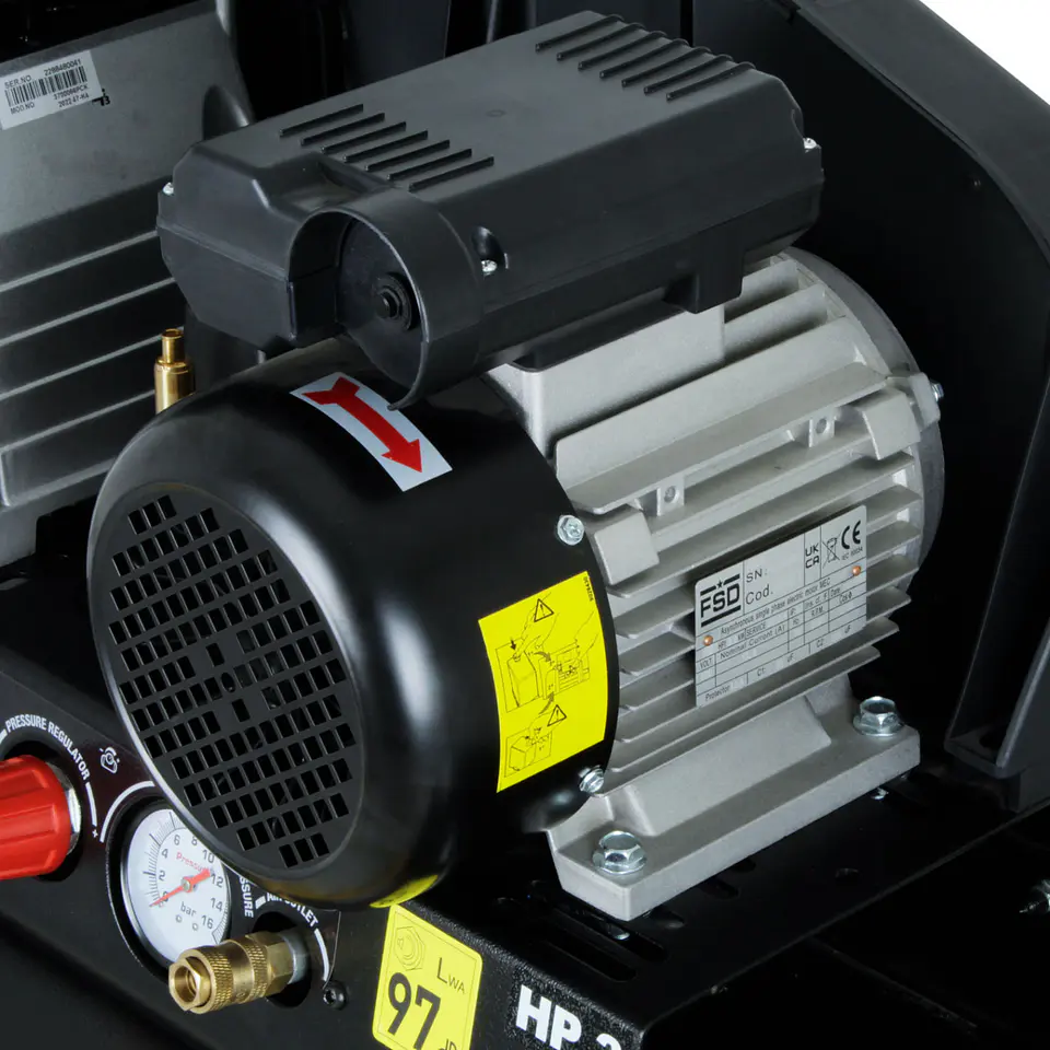 Compresor 3 HP 200 Litros B3800B/3M/200 220V Nuair (Hecho en Italia) 3