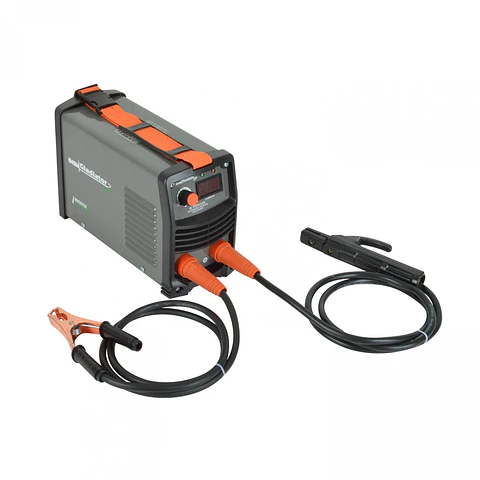 Kit soldadora inverter Gladiator IE 7200/220 KM – 200 A con máscara