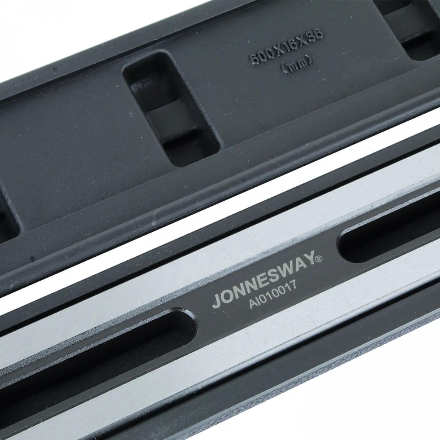 Regla de luz Jonnesway AI010017 – 600 mm 10
