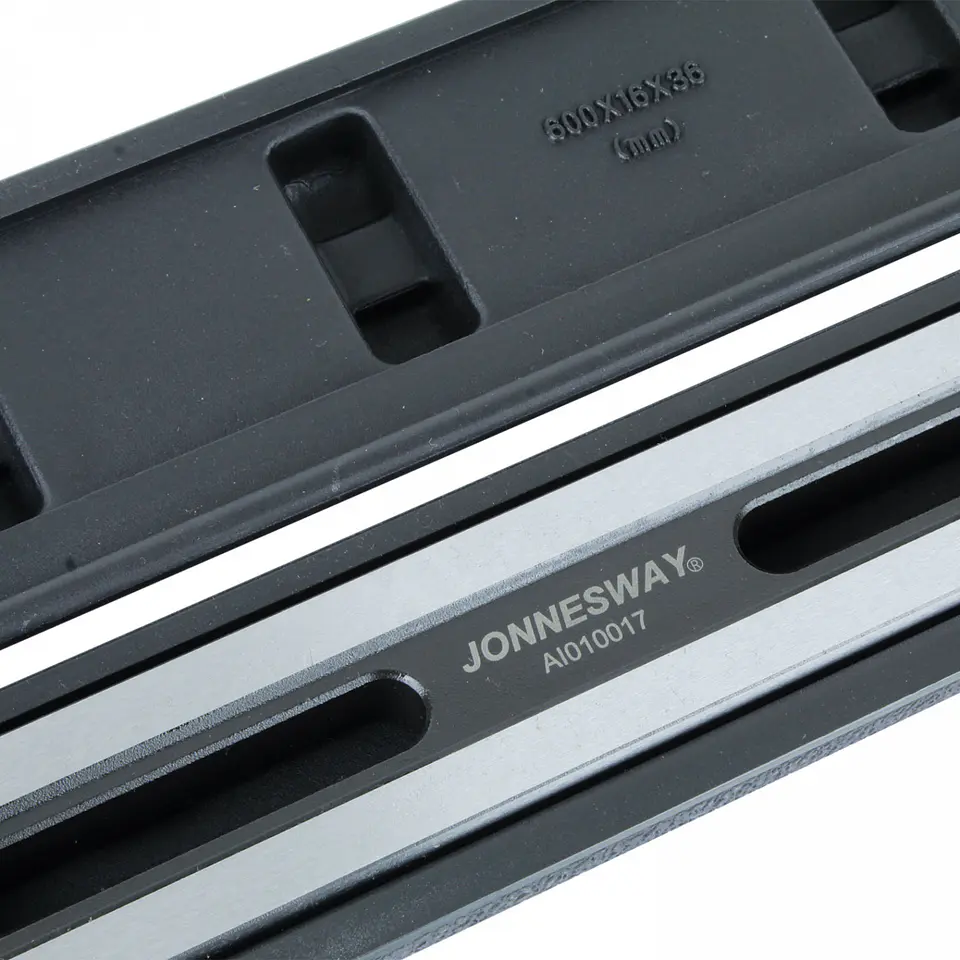 Regla de luz Jonnesway AI010017 – 600 mm 10