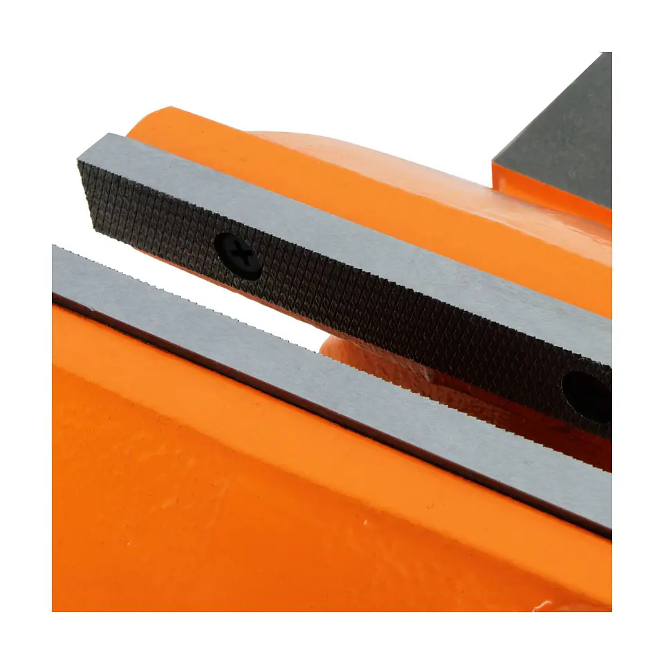 Tornillo de banco liviano fijo DOGU 0816 – 6 pulgadas 7